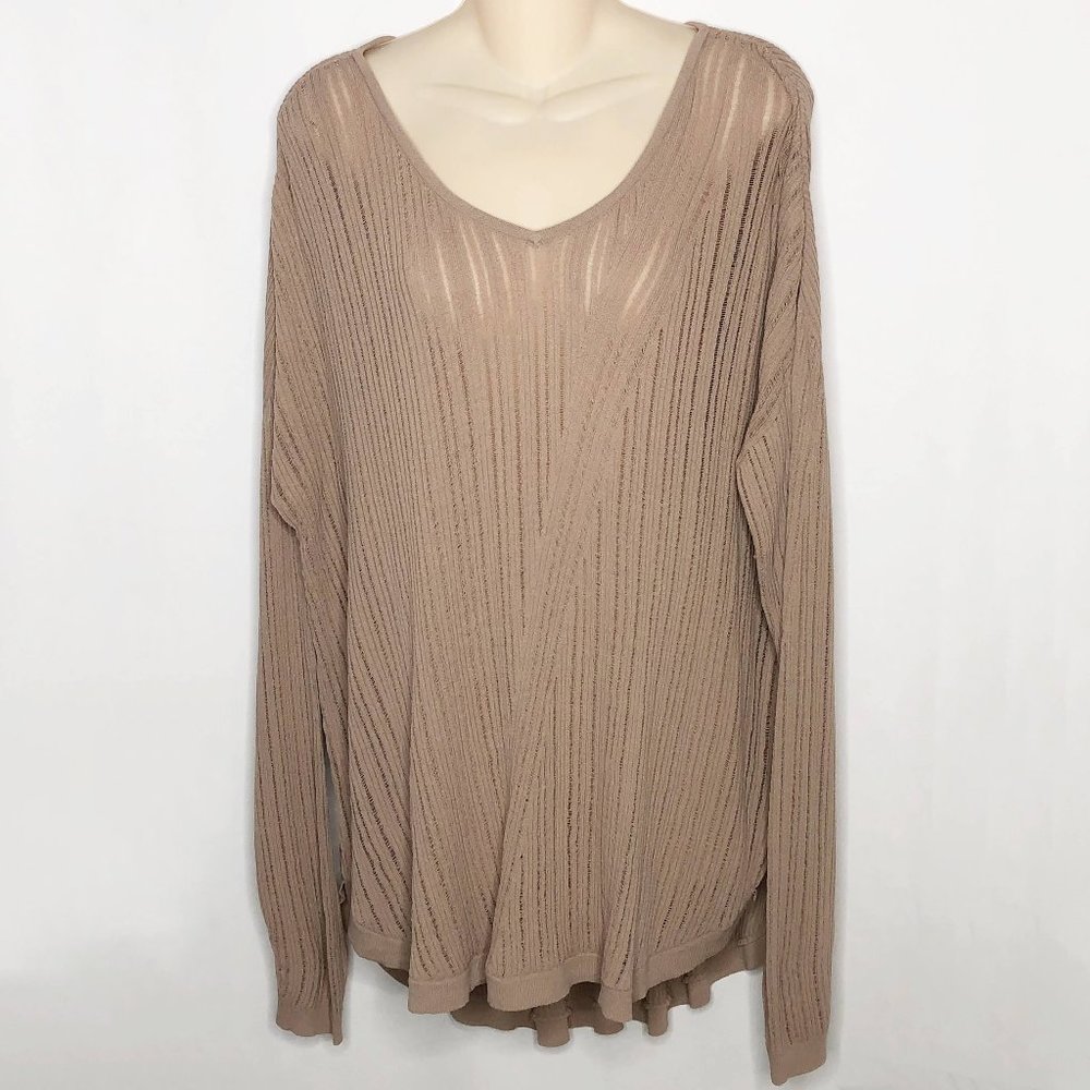 Jennifer Lopez | Thin Loose Knit Sweater